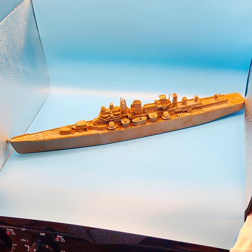 Vintage renwal 500 - scale, uss